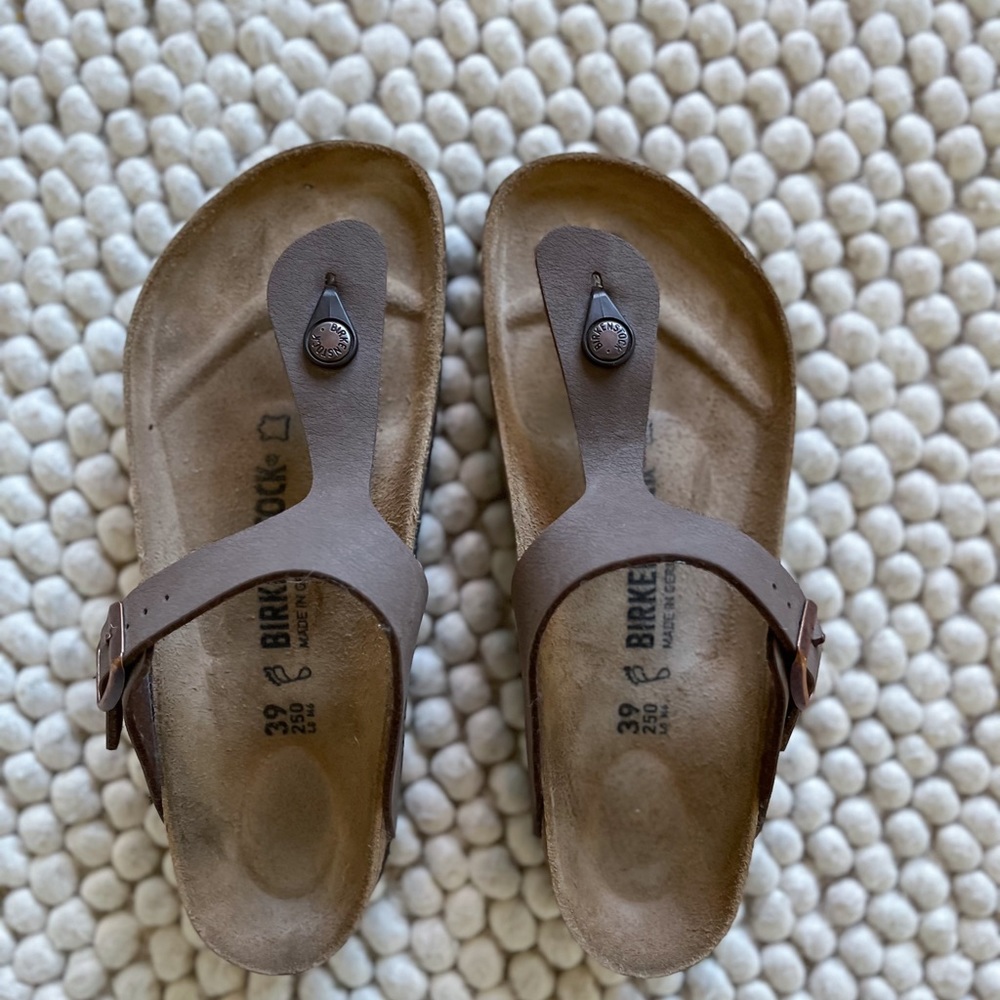 Birkenstock Gizeh Sandals